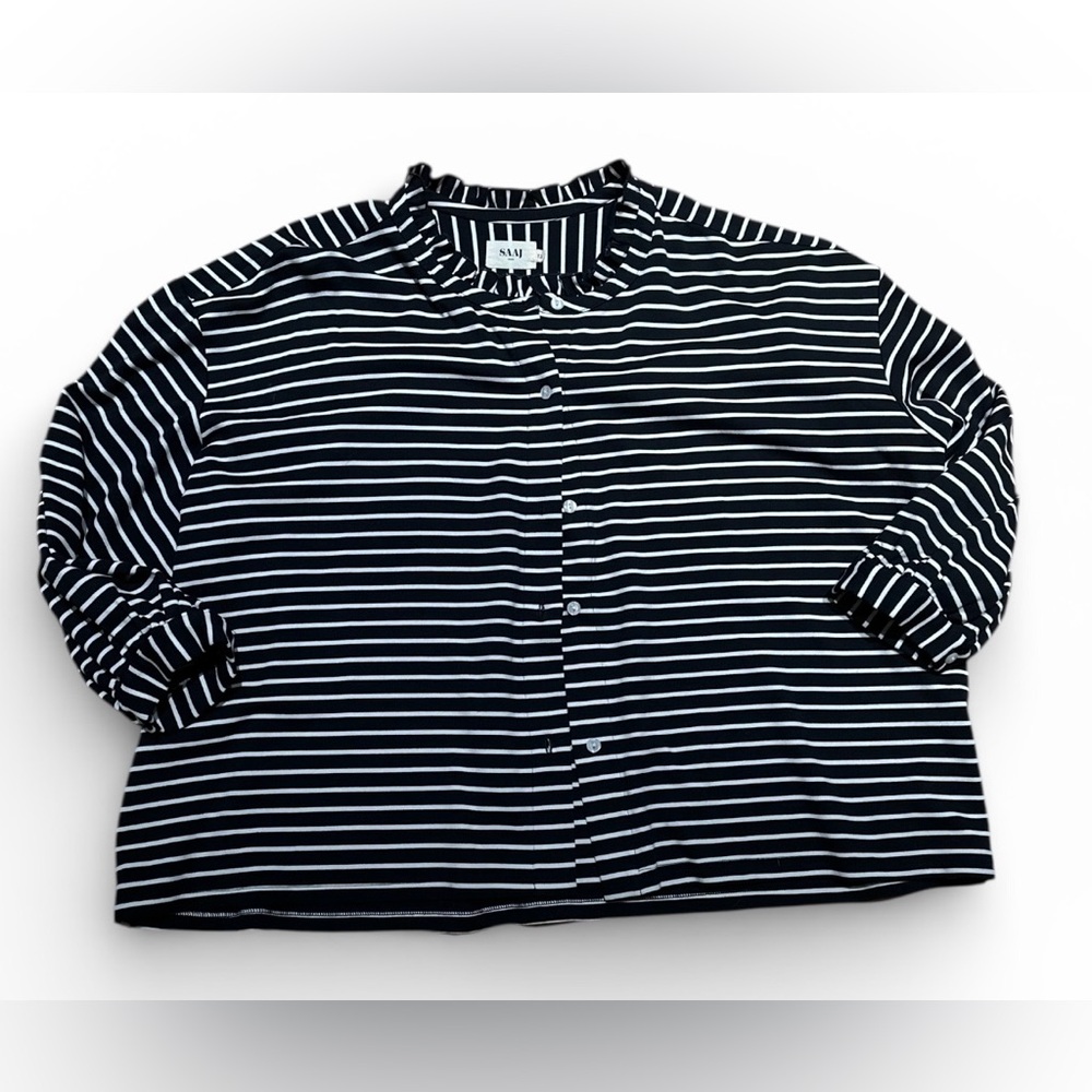 Saaj Paris oversized Black and White Striped Top T3 (fits up to XXL)